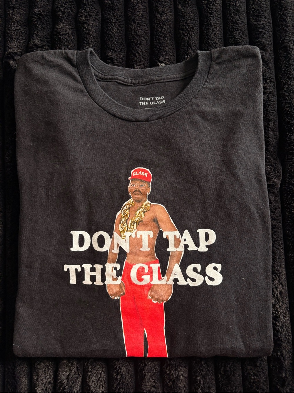 don’t tap the glass tee
